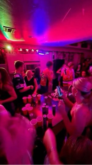 Suchen Hausi/Party Umkreis Hechingen/tübingen – Party & Nightlife in Stuttgart
