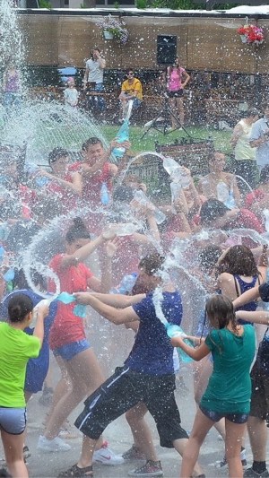 Wasserschlacht- totaler krieg – Outdoor-Events in Mannheim