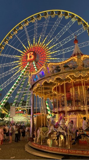 Rheinkirmes Hangout: Chill & Meet 16+ – Outdoor-Events in Düsseldorf