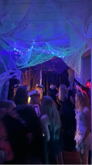 Suche Halloween Hausi in muc – Party & Nightlife in München