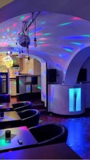 Keller party mit gratis alk, essen Musik Treffpunkt kesselbrink vor der Apotheke dan zusammen runter – Party & Nightlife in Bielefeld