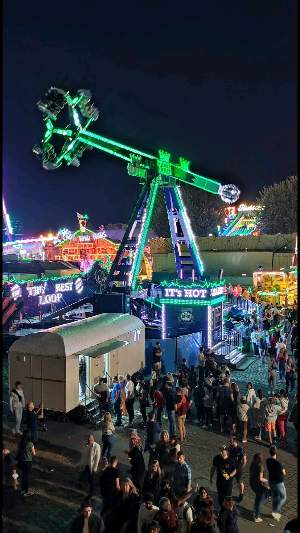 Düsseldorf Rheinkirmes Feuerwerk Sidequest – Entertainment in Düsseldorf